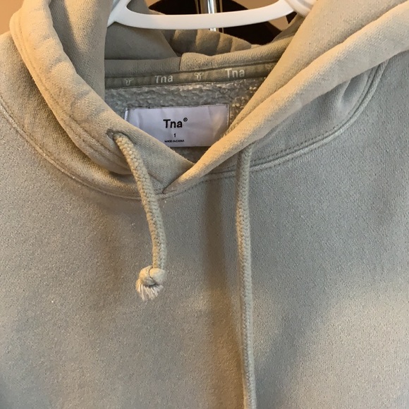 Aritzia Hoodie - Picture 2 of 3
